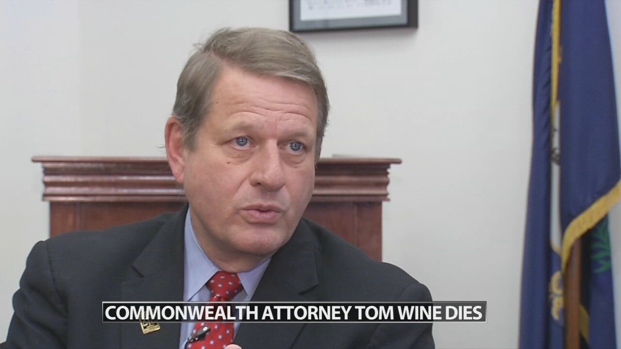 Louisville's top prosecutor and former court of appeals judge Tom Wine dies